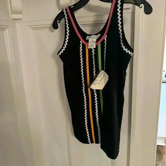 Vintage Phyllis Keitlen women’s Tric Trac black tank size medium. New with tags - Picture 5 of 9